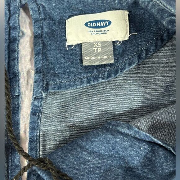 Old Navy Embroidered Boho Casual Beach Vacation Chambray Denim Mini Dress XS - Picture 6 of 10
